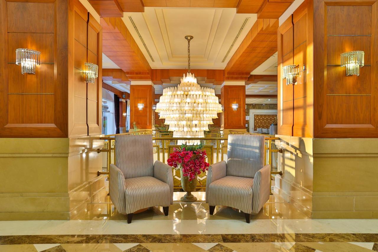คริสตัล เดอ ลักซ์ รีสอร์ต สปา Hotel เกเมร์ ภายนอก รูปภาพ