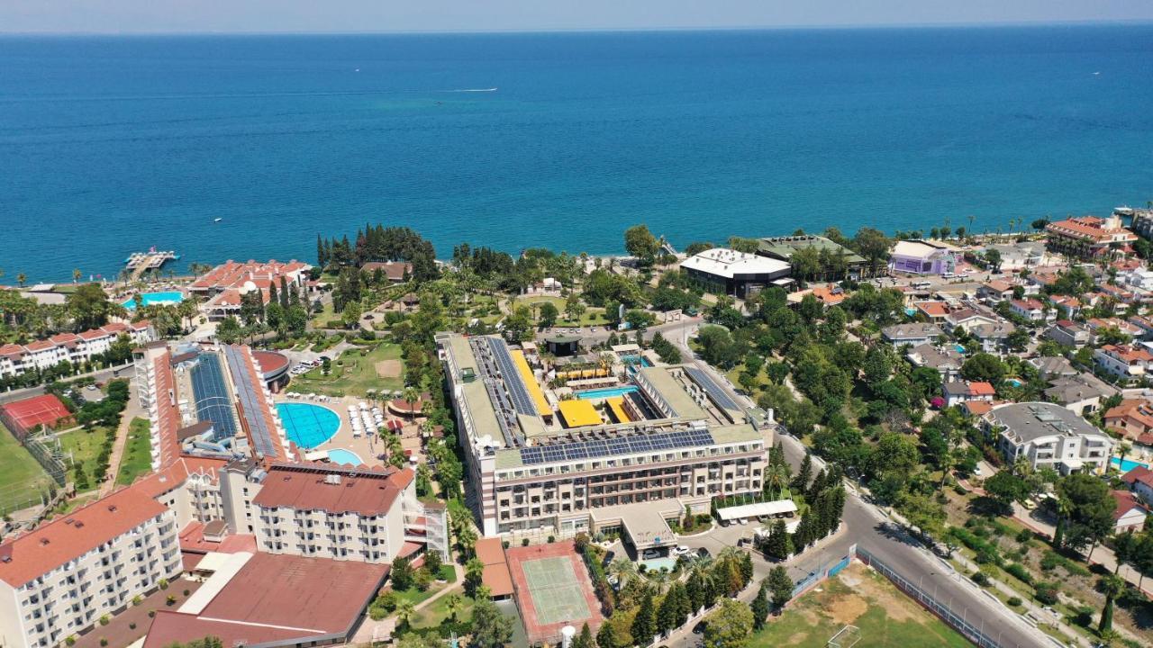 คริสตัล เดอ ลักซ์ รีสอร์ต สปา Hotel เกเมร์ ภายนอก รูปภาพ