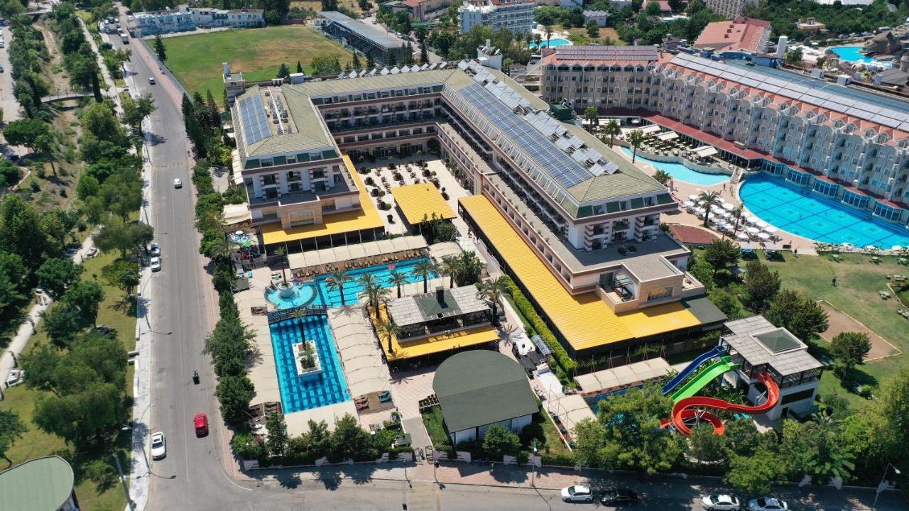 คริสตัล เดอ ลักซ์ รีสอร์ต สปา Hotel เกเมร์ ภายนอก รูปภาพ
